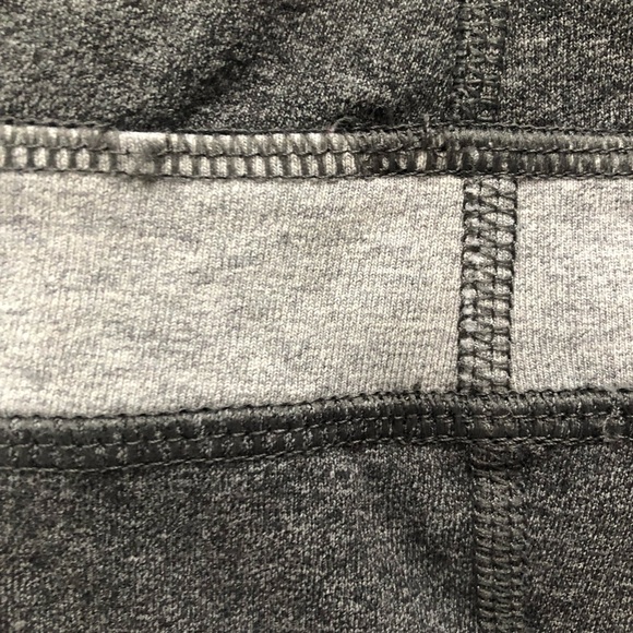 Lululemon Grey Stretchy Lounge Groove Pants Flare Leg Tall Long Women’s Size 6 - Picture 9 of 13